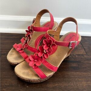 b.o.c. Women's Pink Floral Sandals
